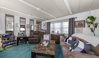 712 W COLLEGE Dr 3, Cheyenne, WY 82007