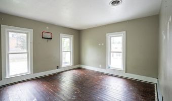 120 N Main St, Avilla, IN 46710