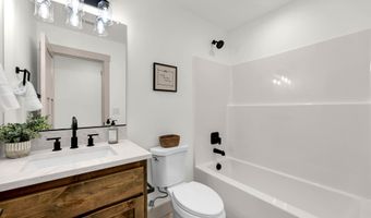 818 SE 35TH St, Battle Ground, WA 98604