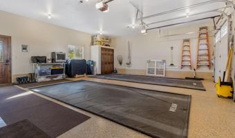 38397 Richmond Heights Dr, Aberdeen, SD 57401