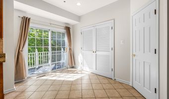 129 HEARTH Ct, Baltimore, MD 21212