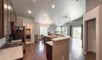 902 Canyonlands St, Berthoud, CO 80513