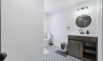 717 S York St, Albion, IN 46701