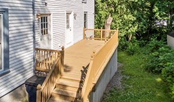 130 W Broadway, Bangor, ME 04401