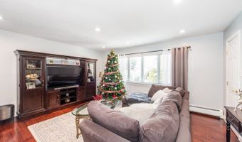 230 Avenue A, Bayonne, NJ 07002