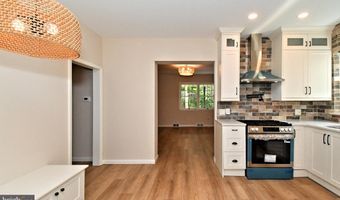 210 S CHESTNUT St, Ambler, PA 19002