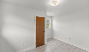 826 Riverside, Augusta, ME 04330