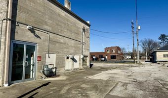 512 P St, Bedford, IN 47421
