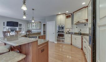 5898 Claybrook Dr, Bargersville, IN 46106