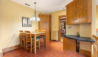 907 1st Dr NW, Austin, MN 55912