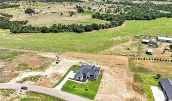 108 Gibson Ln, Weatherford, TX 76087
