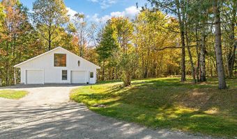 472 Dunn Rd, Belgrade, ME 04917