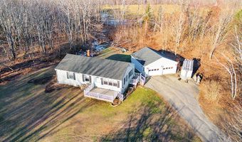 611 Quaker Hill Rd, Albion, ME 04910