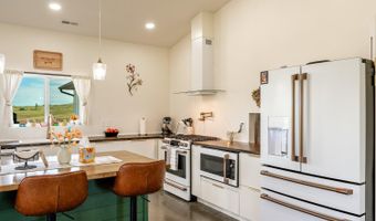 16 Peak View Dr, Buffalo, WY 82834