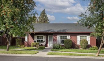 20650 Honeysuckle Ln, Bend, OR 97702