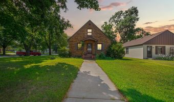 116 E Clinton St, Arlington, MN 55307