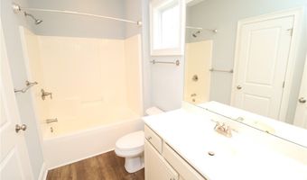 5013 Sunny Creek Ln, Apex, NC 27502
