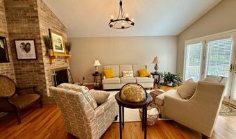 105 Beechwood Dr, Beaver, WV 25813