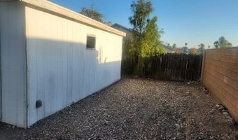 945 Holly St, Bullhead City, AZ 86442