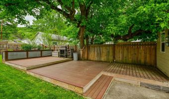 37 Euclid Dr, Athens, OH 45701