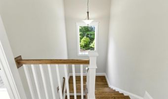 9206 FERNWOOD Rd, Bethesda, MD 20817