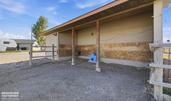 39 Nez Perce Dr, Cody, WY 82414