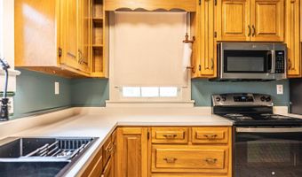 503 Carolina St, Aberdeen, NC 28315