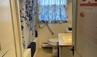 12 11th St, Berlin, NH 03570