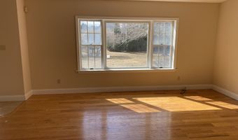 1 Lantern Ct 1, Clinton, CT 06413