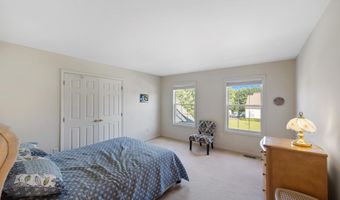 27 WHIRLAWAY Dr, Bear, DE 19701