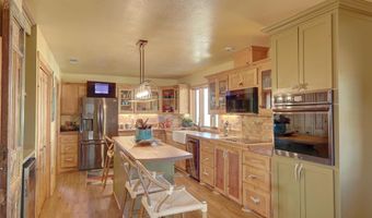 237 Sendero Horse Thief, Alpine, TX 79830