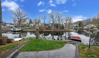 4135 State Park Dr, Akron, OH 44319