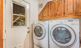 5879 Mountain Creek Home, Angelus Oaks, CA 92305