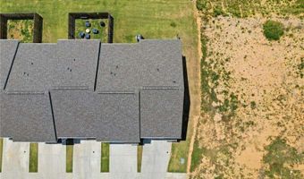 157 Village Green Dr, Adairsville, GA 30103