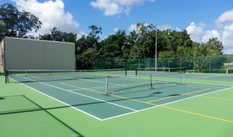 676 OAK HOLLOW Way, Altamonte Springs, FL 32714