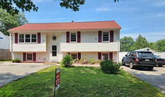 22 Osceola Ln, Billerica, MA 01821
