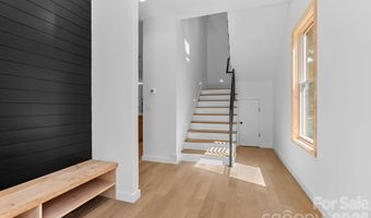 35 Grindstaff Dr, Asheville, NC 28803