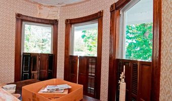 192 Clay St, Alderson, WV 24910