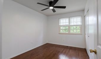8207 CEDAR LANDING Ct, Alexandria, VA 22306