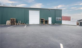 1079 Aquidneck Ave 2A, Middletown, RI 02842