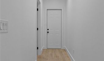 2008 Robert Ave, Alva, FL 33920