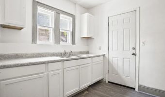 1260 Newton St, Akron, OH 44305