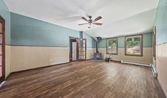 45 Carmel Rd, Bethany, CT 06524