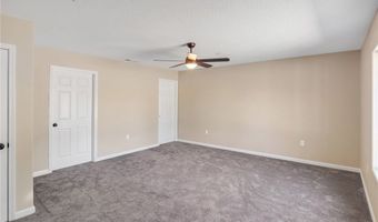 15155 Pocahantas St, Apple Valley, CA 92307