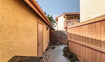 2625 W Cameron Ct, Anaheim, CA 92801