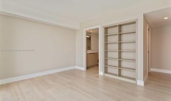 1150 101st St PH 702, Bay Harbor Islands, FL 33154