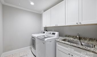 1501 Tippah Ave, Charlotte, NC 28205