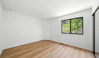 28983 Mountain Meadow Rd, Escondido, CA 92026