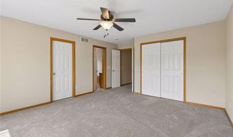 6773 158th St W, Apple Valley, MN 55124