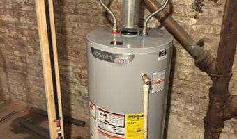 52 S Allen St, Albany, NY 12208